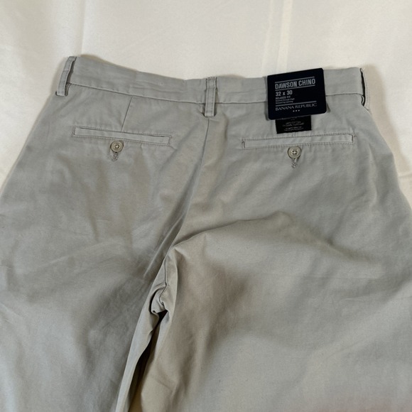 NEW Banana Republic Men's Dawson Chino, Relaxed Fit Pants, Size 33 X 31 - Picture 5 of 6